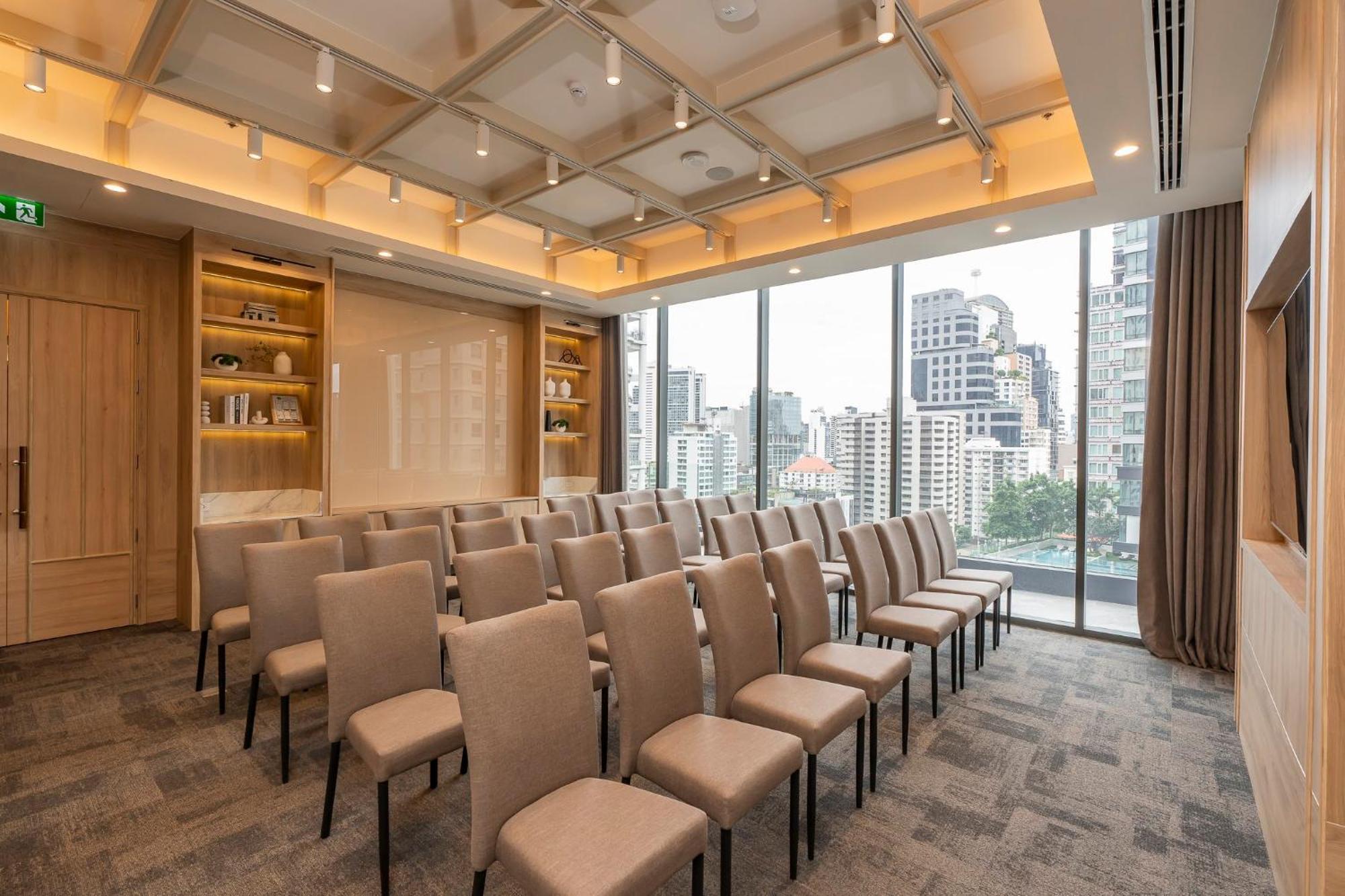 Staybridge Suites Bangkok Sukhumvit By Ihg Ngoại thất bức ảnh