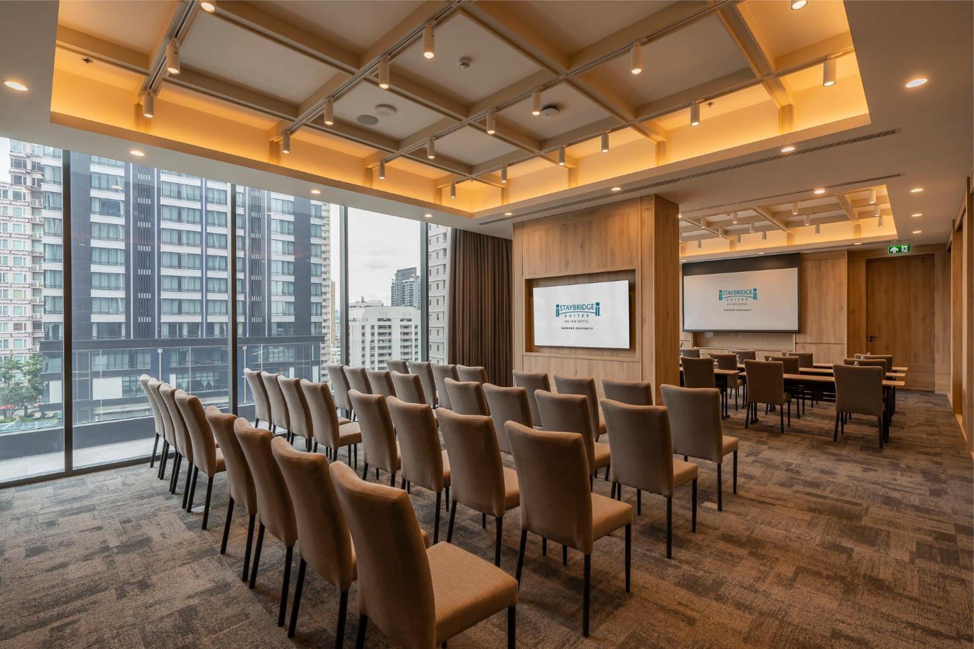 Staybridge Suites Bangkok Sukhumvit By Ihg Ngoại thất bức ảnh