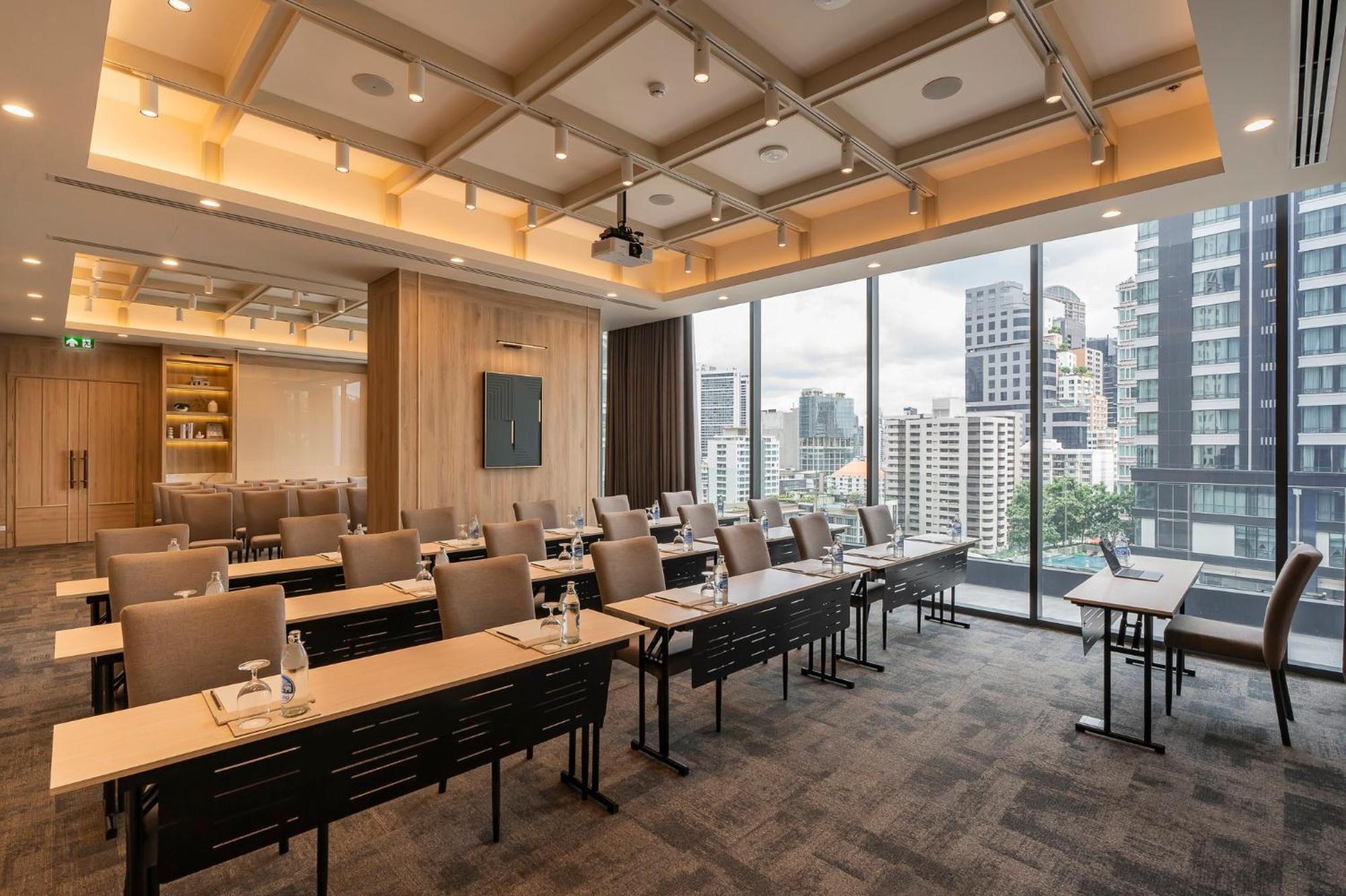 Staybridge Suites Bangkok Sukhumvit By Ihg Ngoại thất bức ảnh